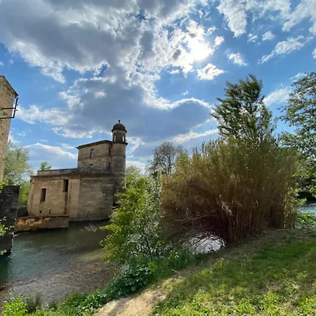 Beautiful 1-bed Duplex In Apartment Beziers